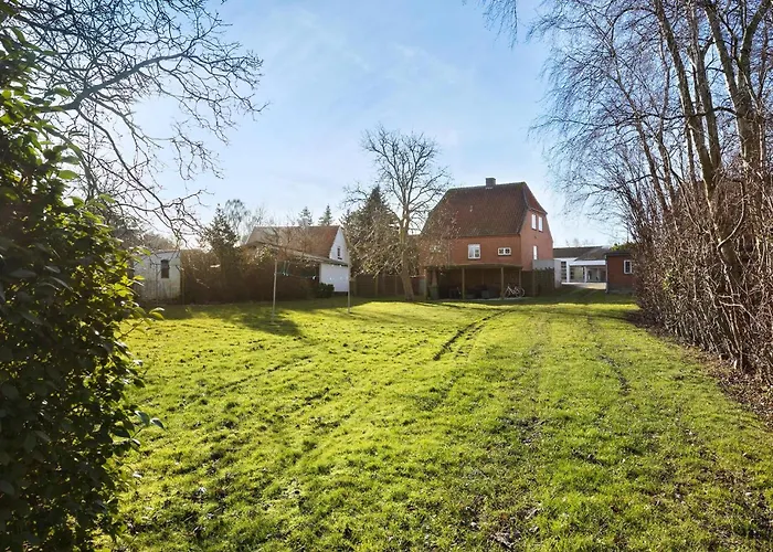 Gorgeous In Aero With Wifi Holiday home *